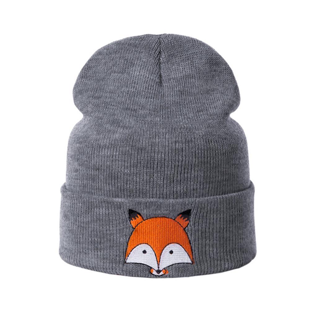 bonnet en laine brodé