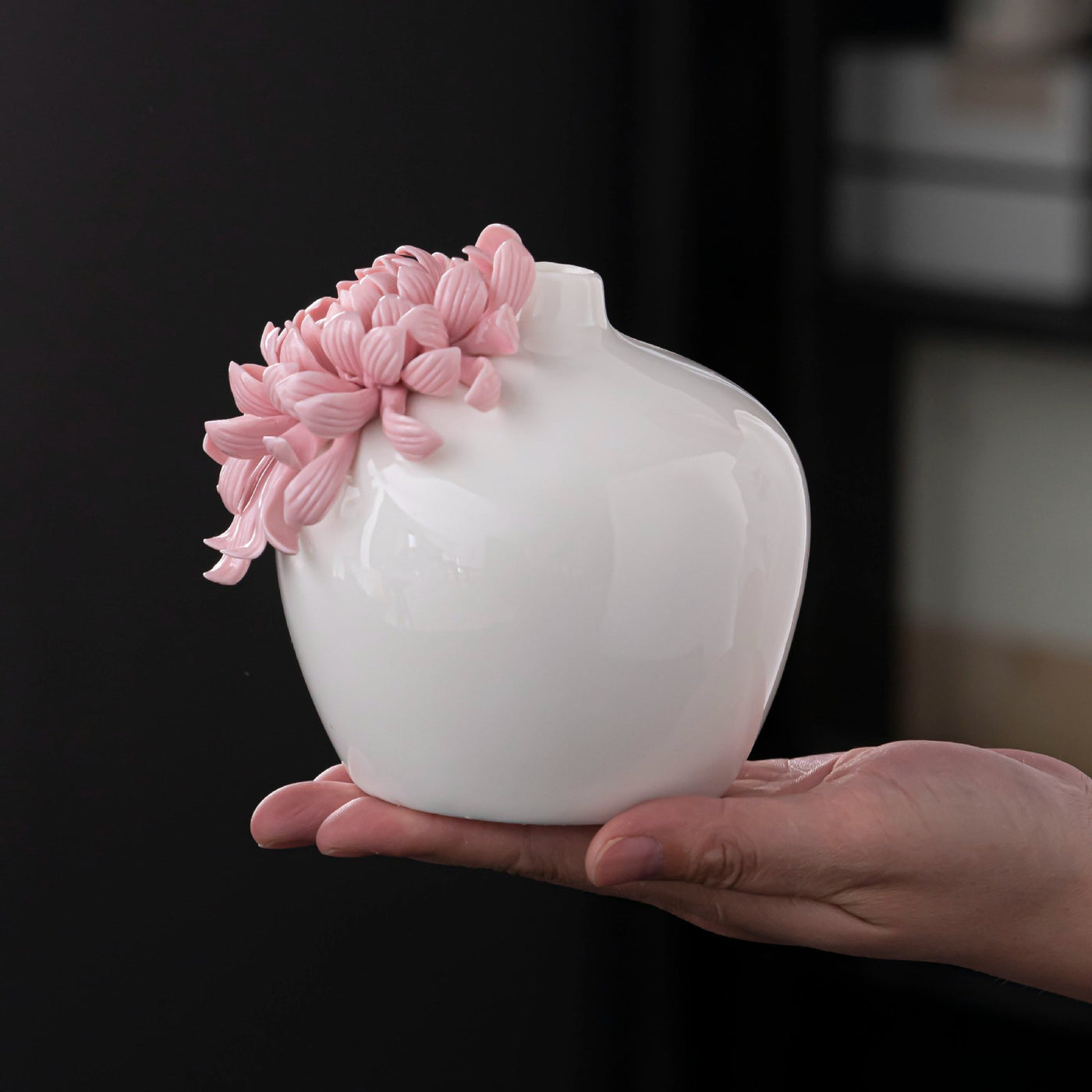 Hand Held Ceramic Flower Vase Pink