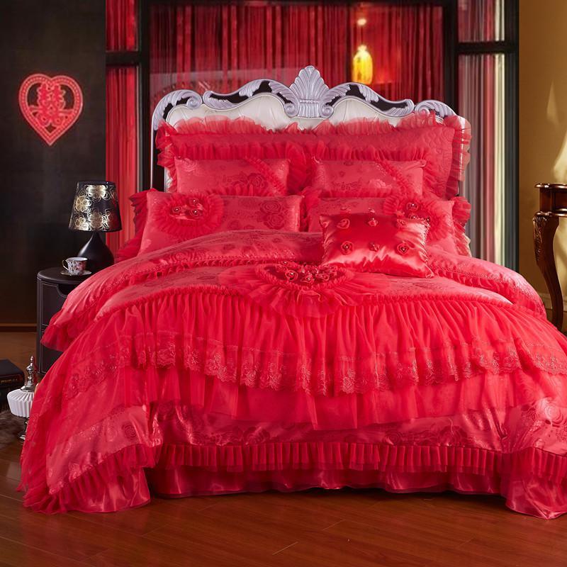 Parure de lit de mariage quatre pièces en dentelle, couette de mariage 68 pièces en satin de coton