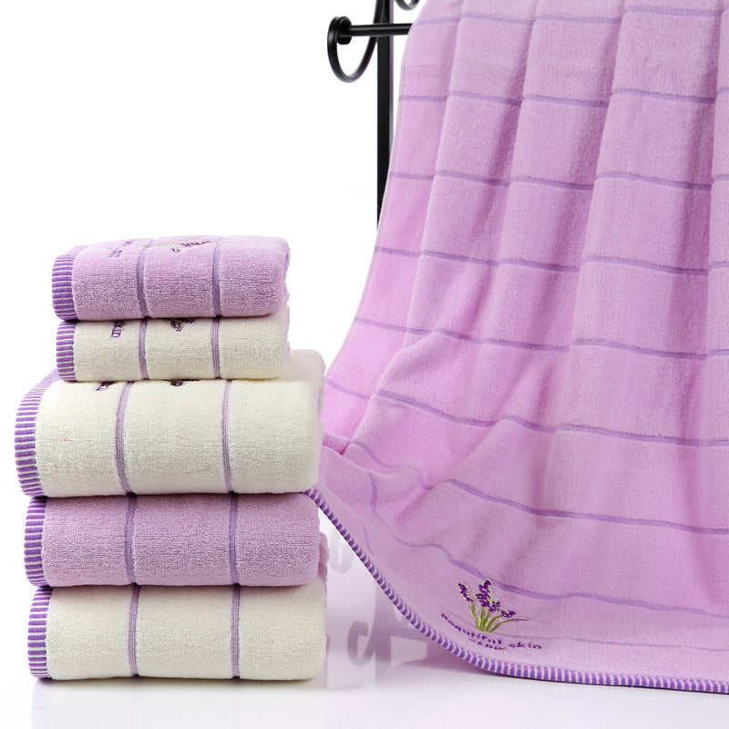 Serviette de bain douce et absorbante à rayures brodées, couleur lavande