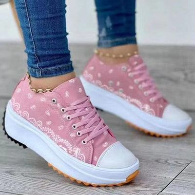 Pattern Canvas Women Sneakers Casual Sport Shoes in pink with decorative patterns, ideal for casual and sporty looks.