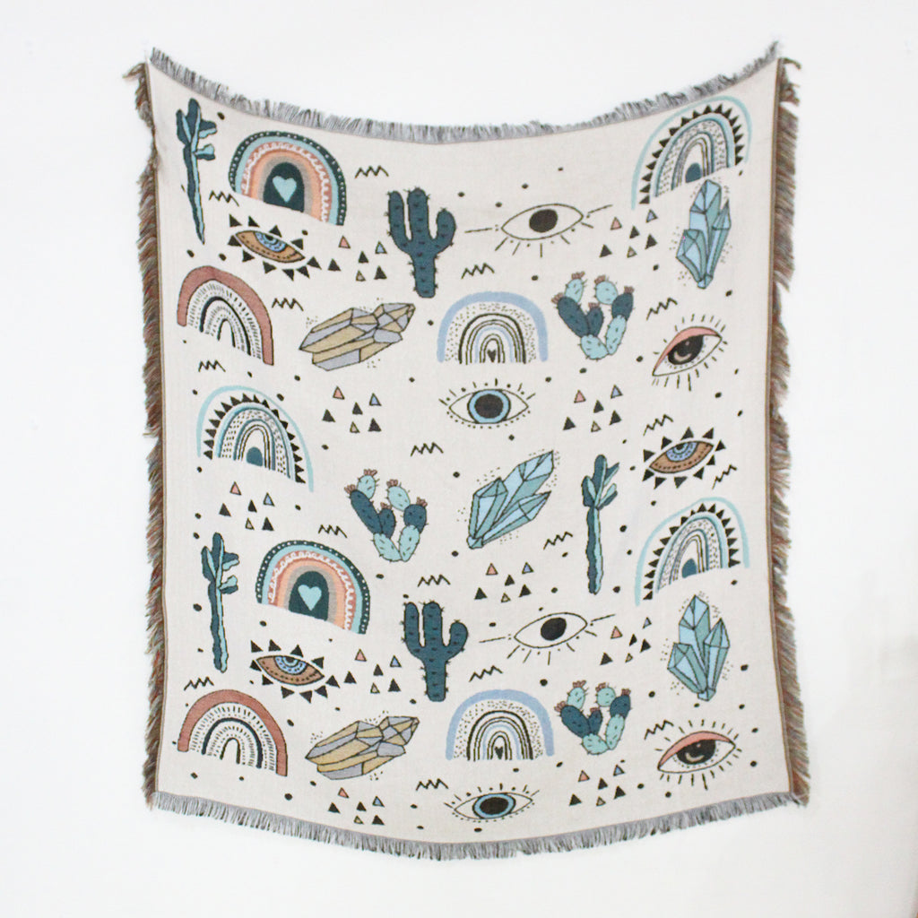 Capa de sofá estilo boho casual com franjas