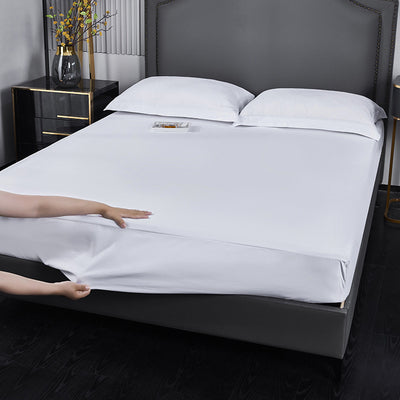 Enxoval de cama de quatro peças em tecido branco puro para hotel