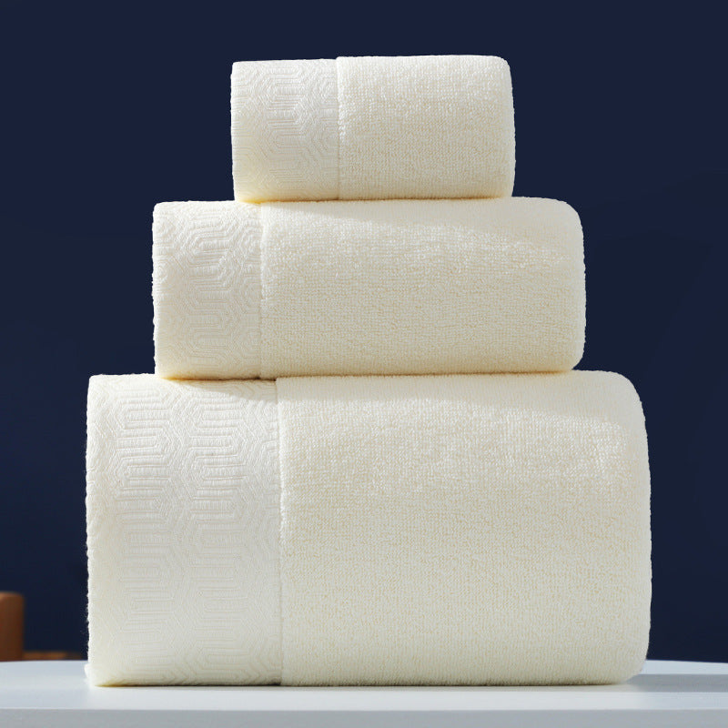 Ensemble de trois serviettes en pur coton avec serviette de bain pour les mains
