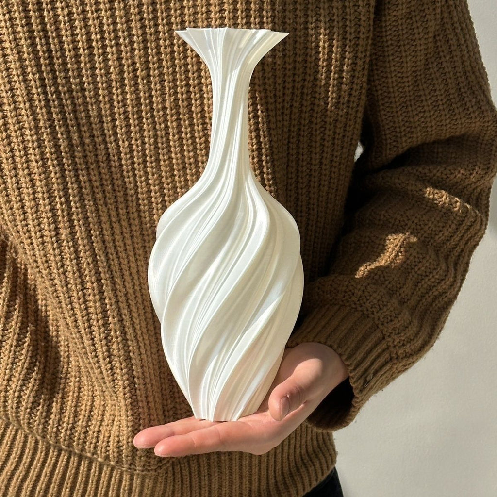Artistic Abstract Vase Twisted Retro Flower Arrangement Decorative Ornament