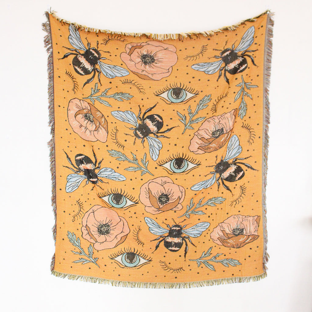 Capa de sofá estilo boho casual com franjas