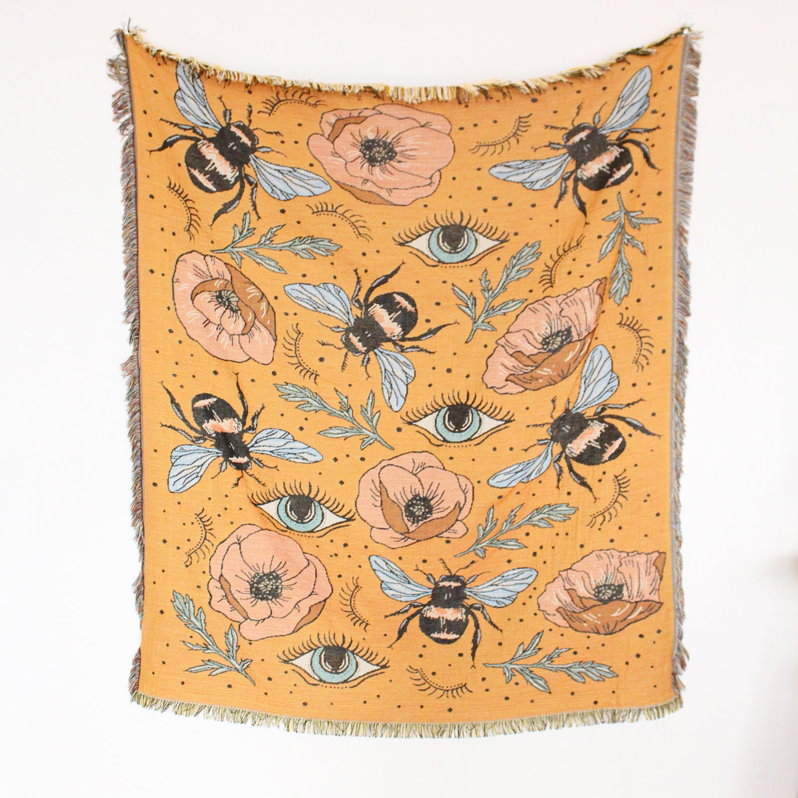 Capa de sofá estilo boho casual com franjas